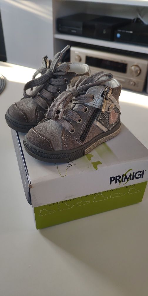 Buty dziecięce Primigi