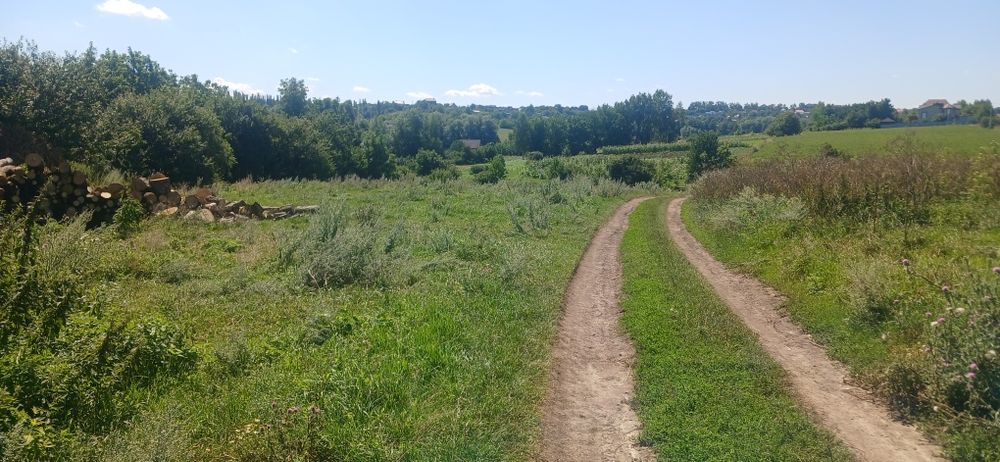 Продам земельну ділянку під будівництво