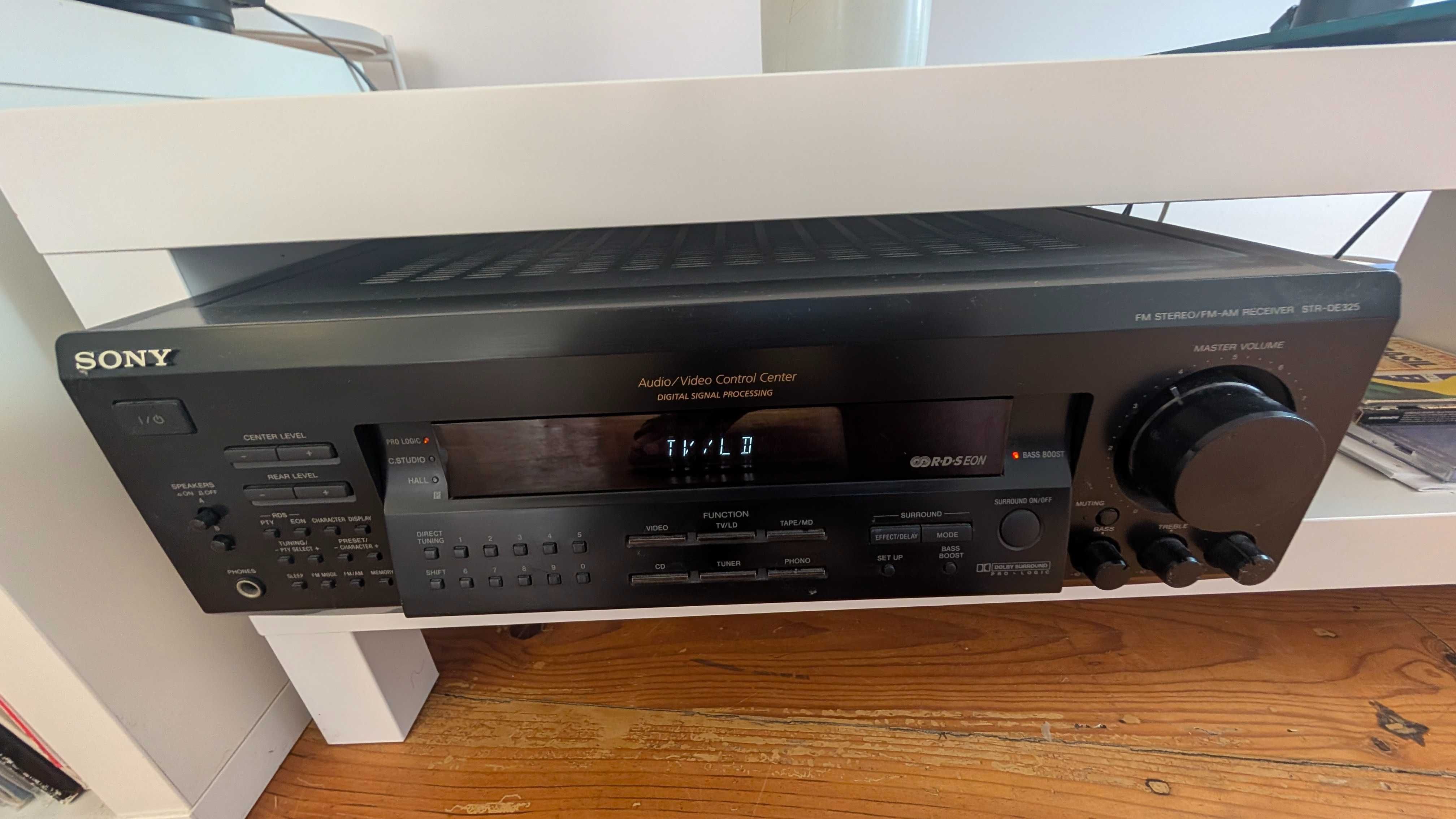 Amplificador Sony STR-D265 – Som potente e estilo clássico!
