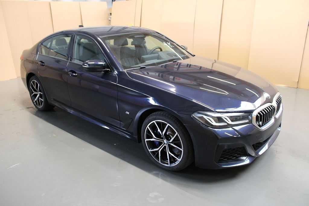 BMW 5 G30 G31 LCI Lift M-Pakiet BŁOTNIK PRZEDNI LEWY Przód 416 Igła