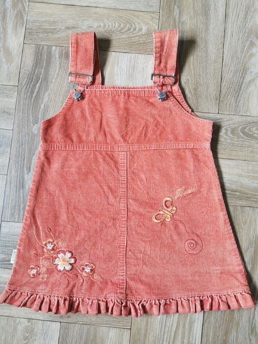 Sukienka na szelkach rozm. 98