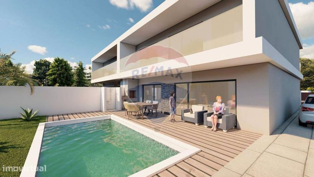 Moradia T4 para venda