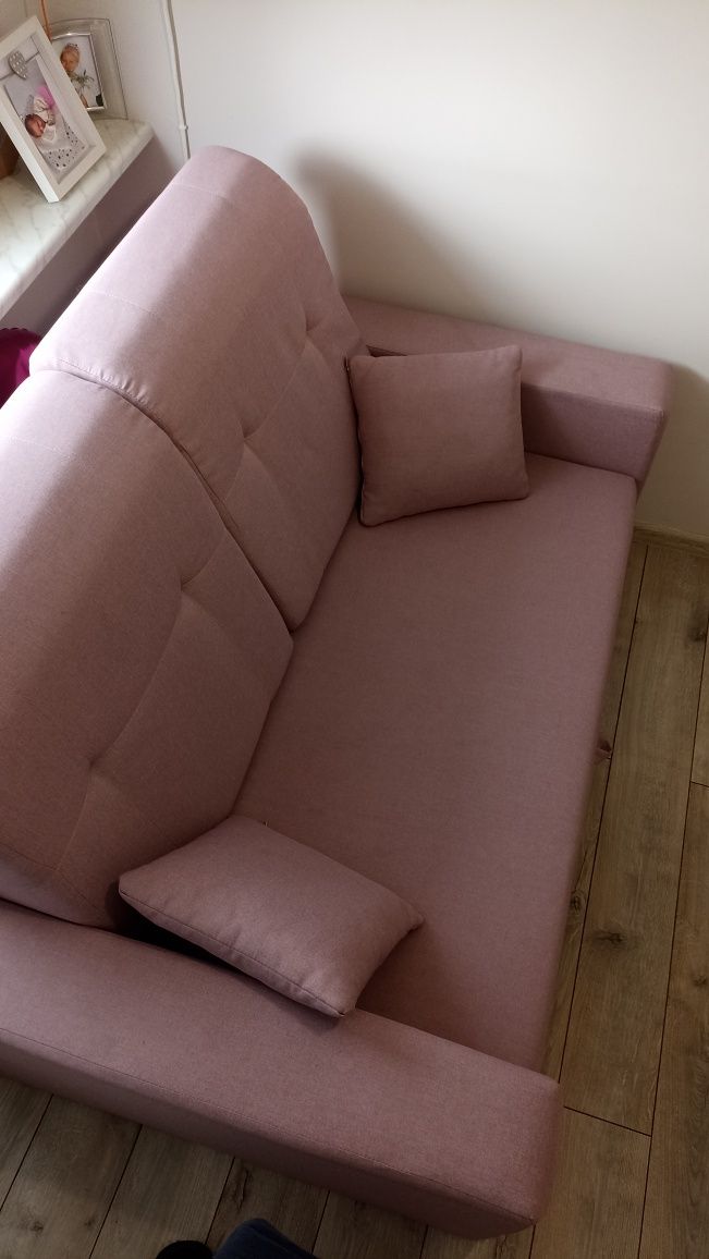 Sofa rozkładana dwu osobowa