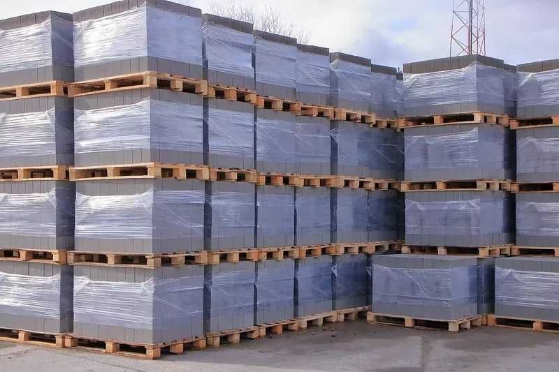 Bloczek betonowy fundamentowy 12x24x38