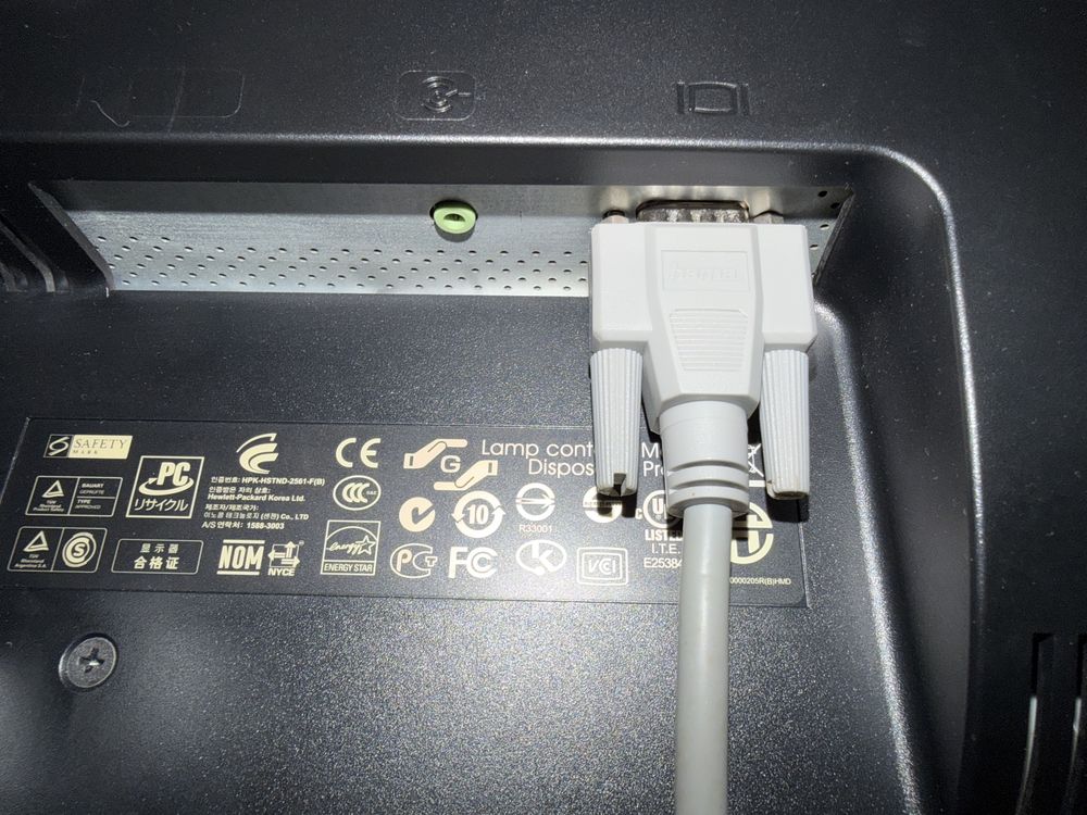 Monitor HP 23” Modelo 2309V