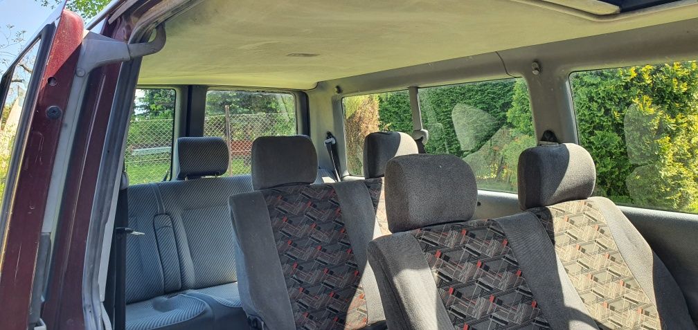 Volkswagen t4 caravelle 2.4 9 osobowy long