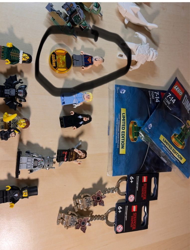 Lego Goonies figurka plus stojak Dimensions