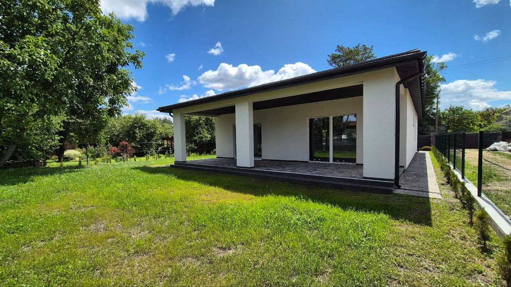 Будинок 150 м² біля лісу з терасою і 6 сотками в Капітанівці