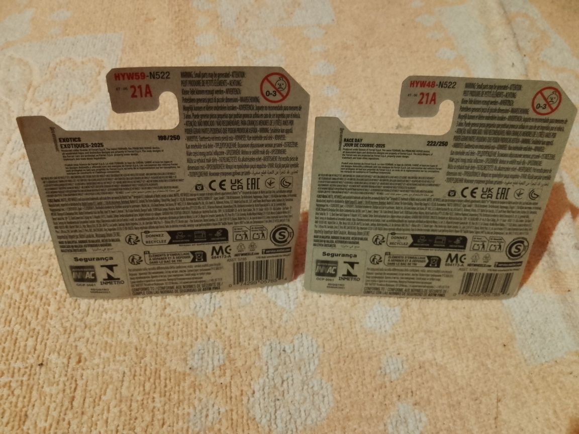 2x Hot wheels zabawka Auta ferrari 365 ferrari F40 Nowe
