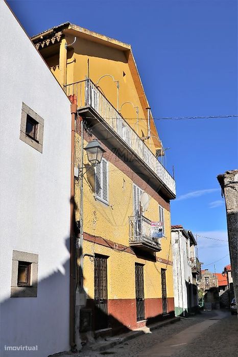 Moradia T7 para venda