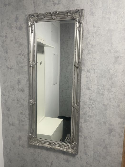 Wiszące lustro Srebrne Art-Pol