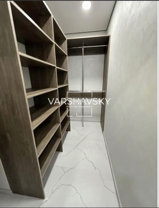 Продаж 1кімн.квартири 46м Варшавський 3 Варшавський Буд 10.1 Генератор