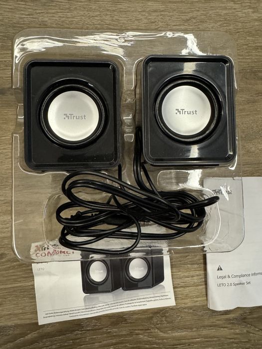 Colunas Trust 2.0 6W