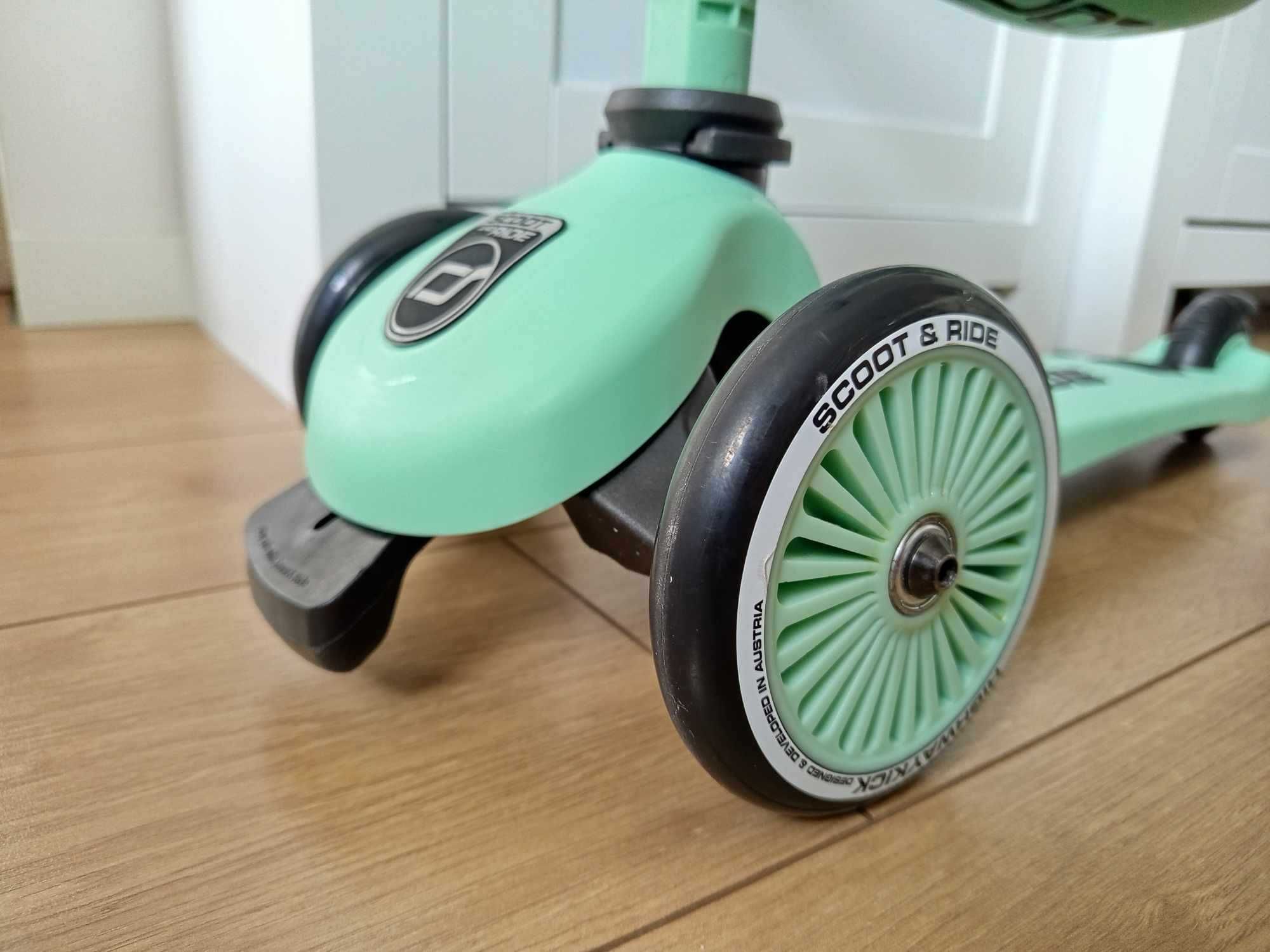 Stan idealny- BDB+ hulajnoga jeździk 2w1 scoot and ride highwaykick