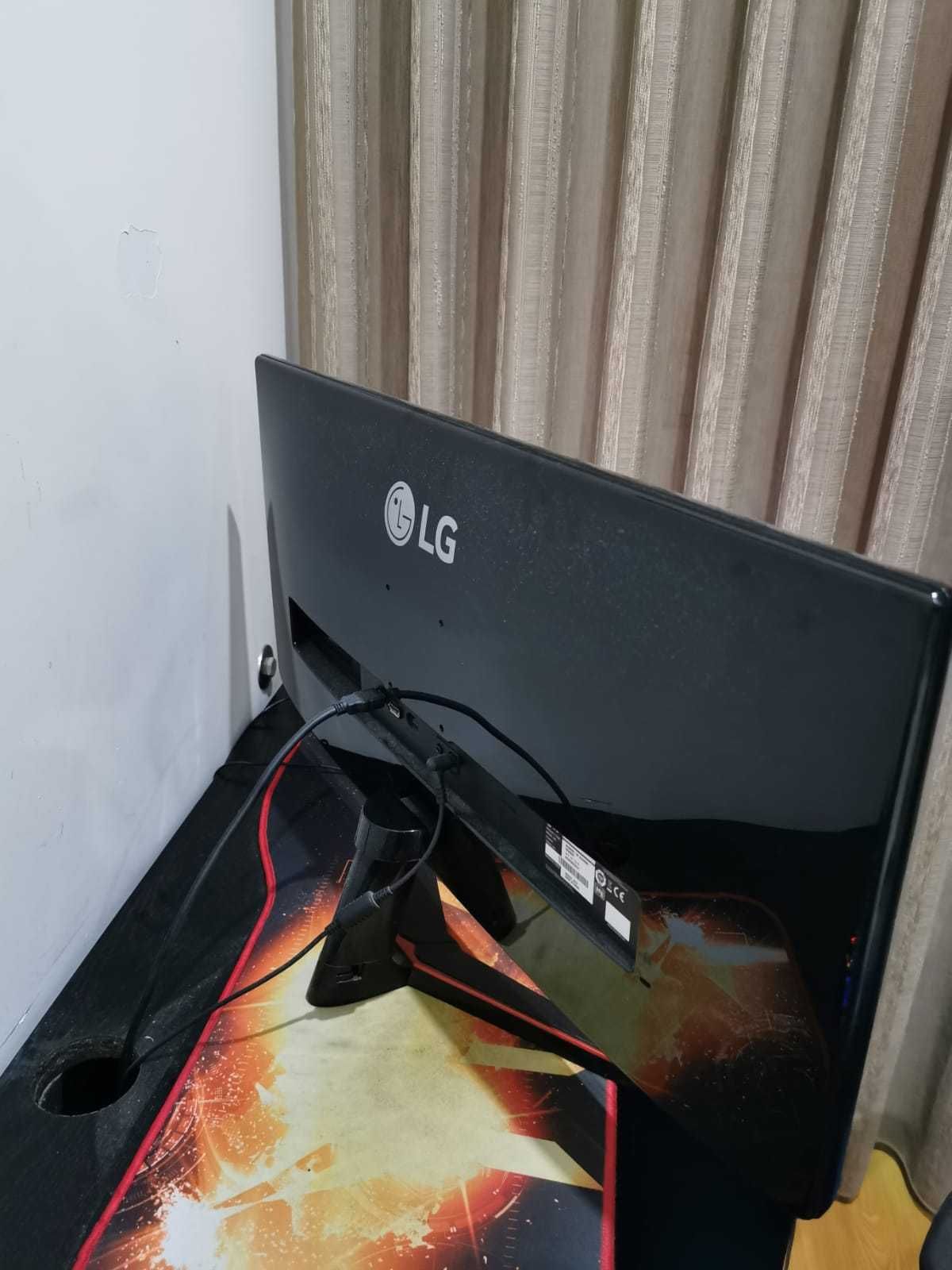 Vendo monitor ultrawide LG
