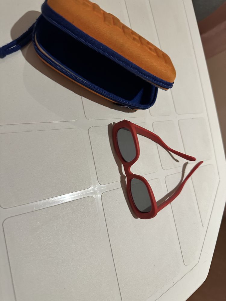 Óculos chicco vermelho
