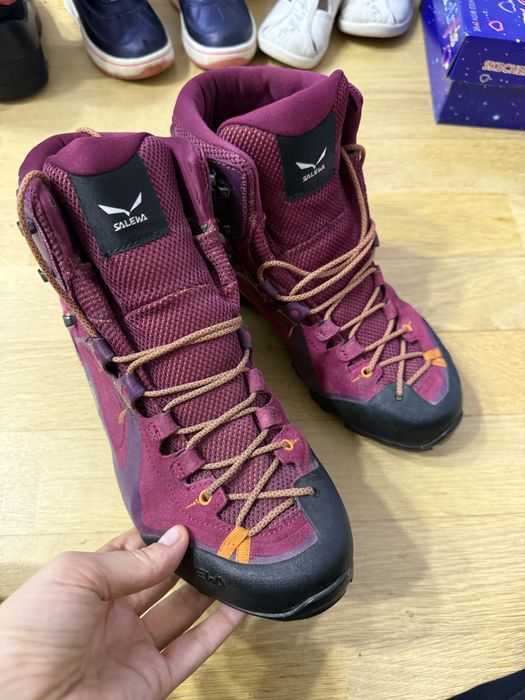 Жіночі Saleva 38 розмір