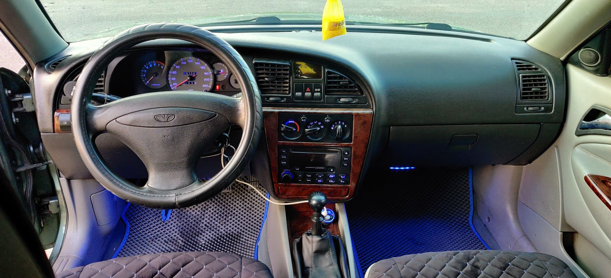 Daewoo Nubira II 2 літри
