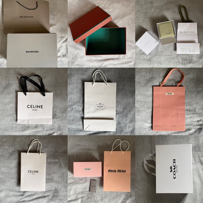 Брендові пакети та коробки