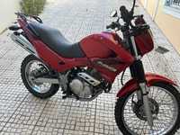 Mota Honda nx 400