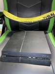PS4 com jogos e dois comandos