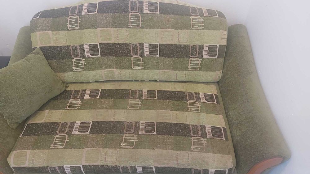 Sofa rozkładana mała