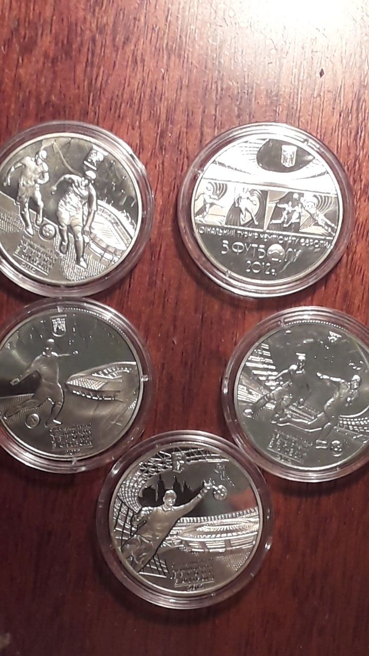 Монети 5грн євро2012