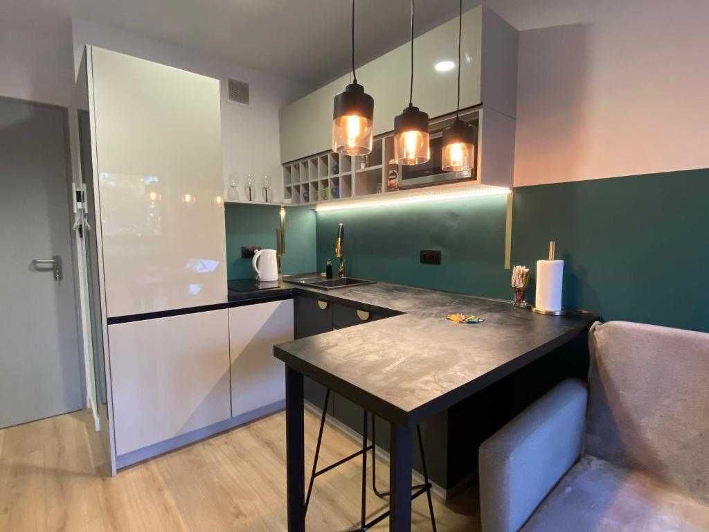Apartament nad Narwią – 1. linia brzegowa, balkon, siłownia, sauna