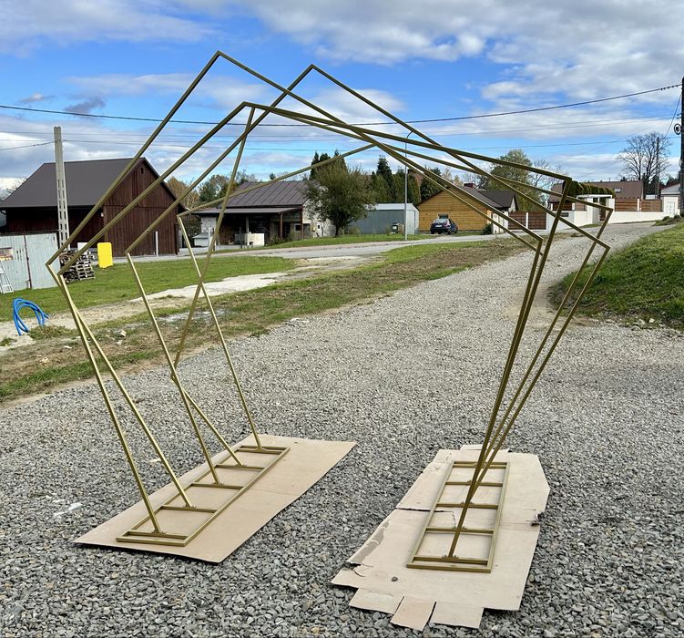 Stelaż geometryczny ślubny , dekoracyjny,  ścianka weselna