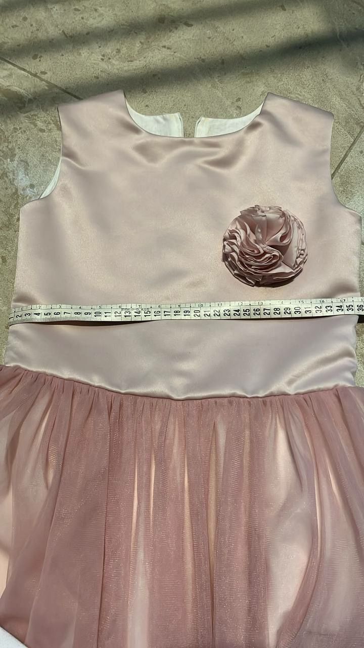 Сукня рожева 146 см