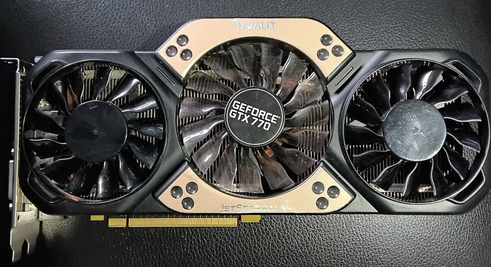 Відеокарта GeForce GTX 770