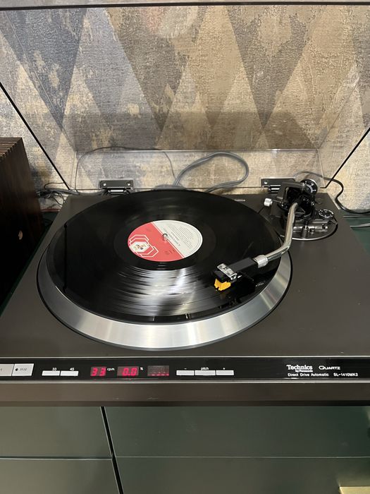 Gramofon Technics SL 1410 MK2