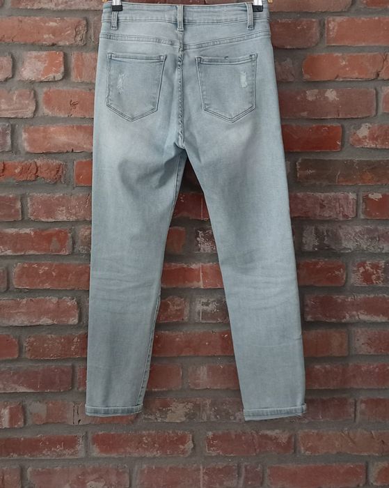 jasne jeansy slim z przetarciami 38/M