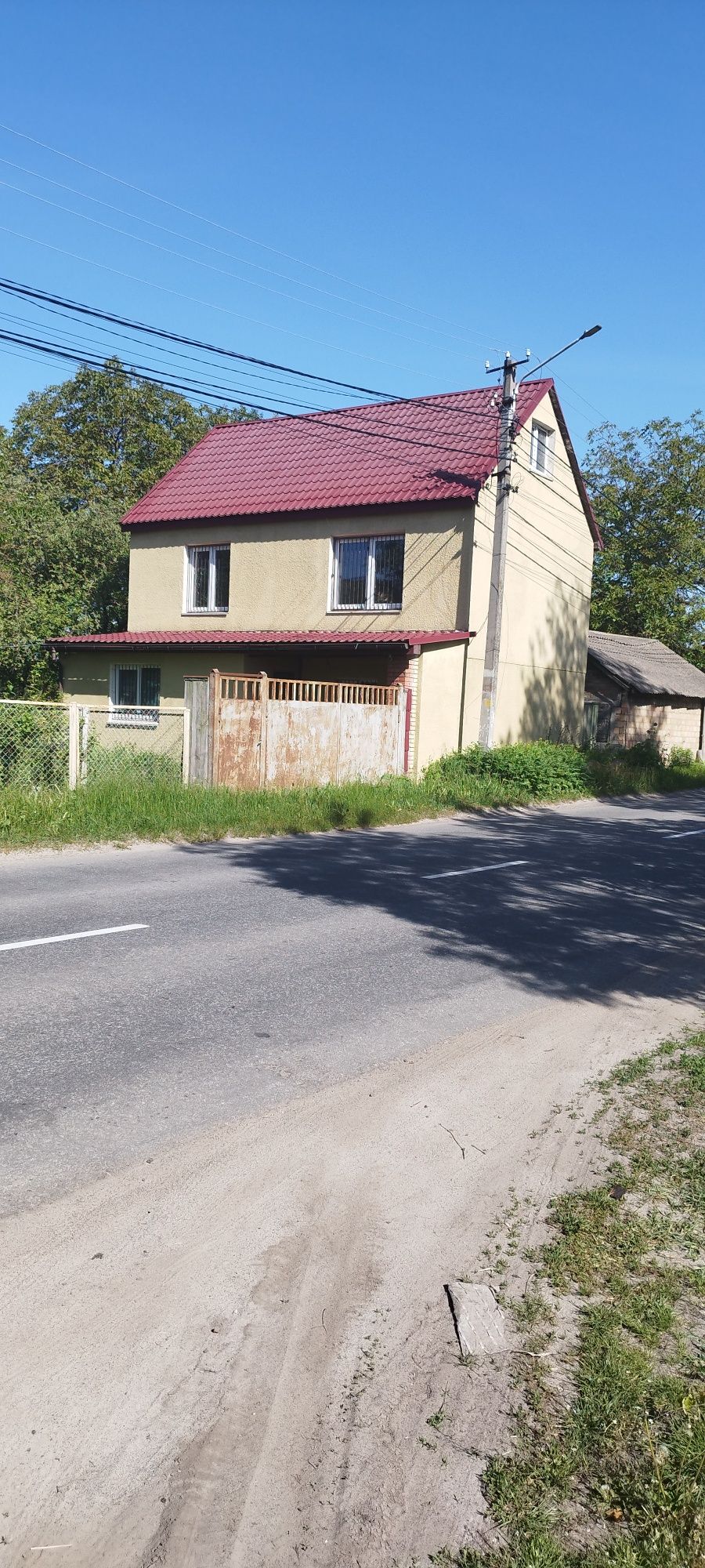 Будинок, земля під застройку