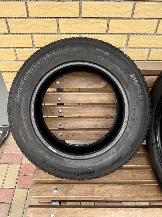 Шини Резина 215.60 R16 Continental Зима