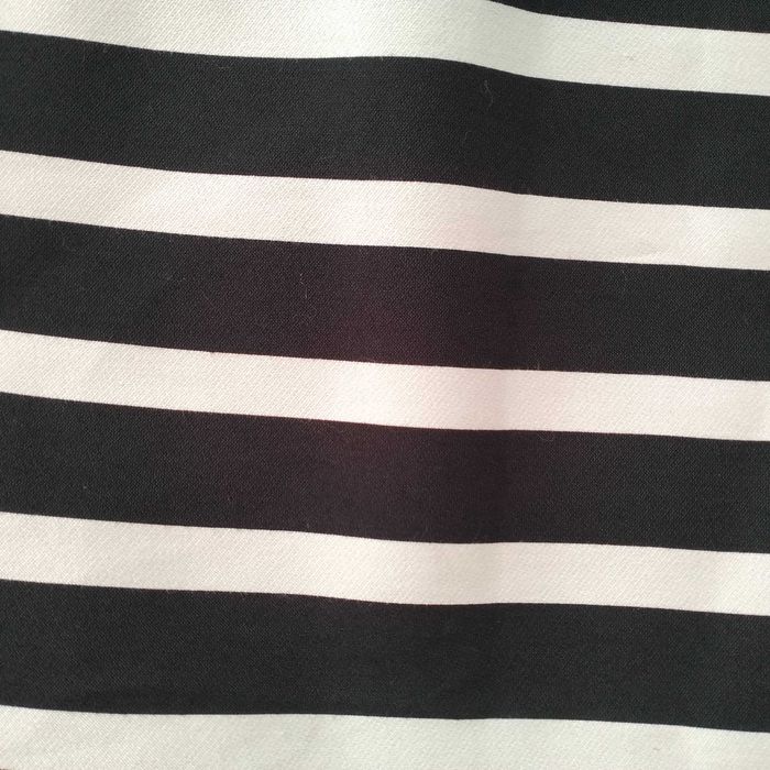 Vestido de gala preto e dourado