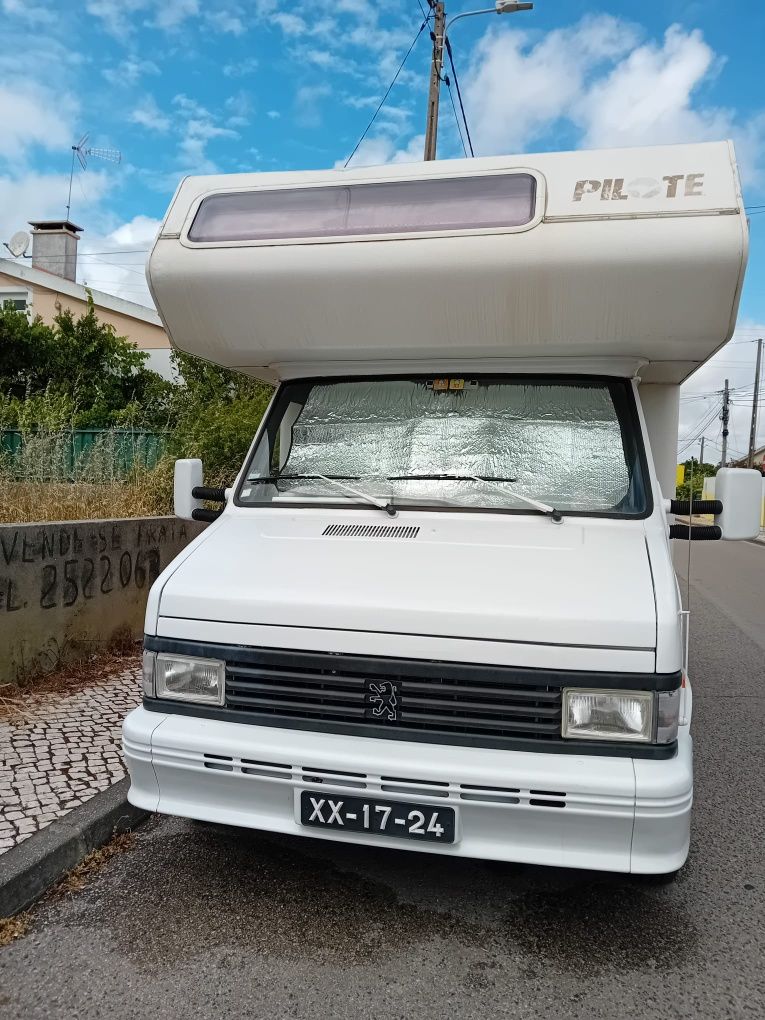 Autocaravana Peugeot j5 2.5 d 77 mil kms reais