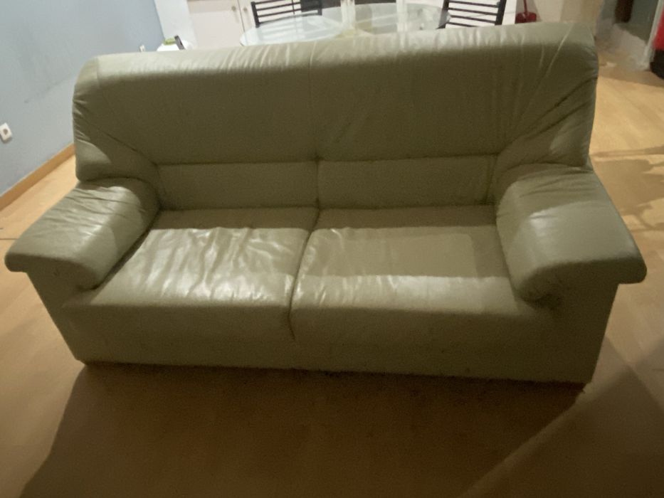 Vendo 2 sofas 70€ 1 , 2 130€