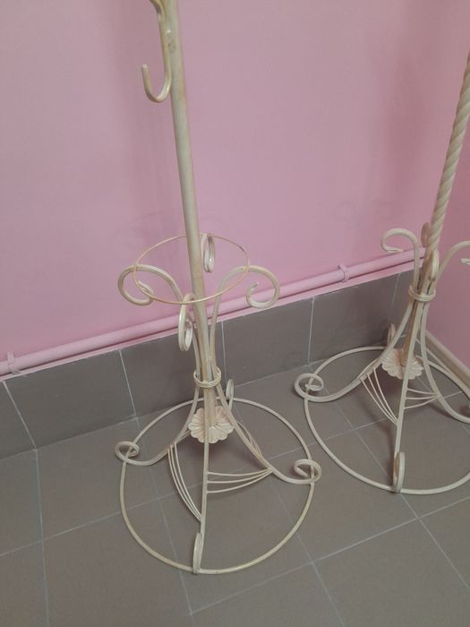 Вішалка для одягу