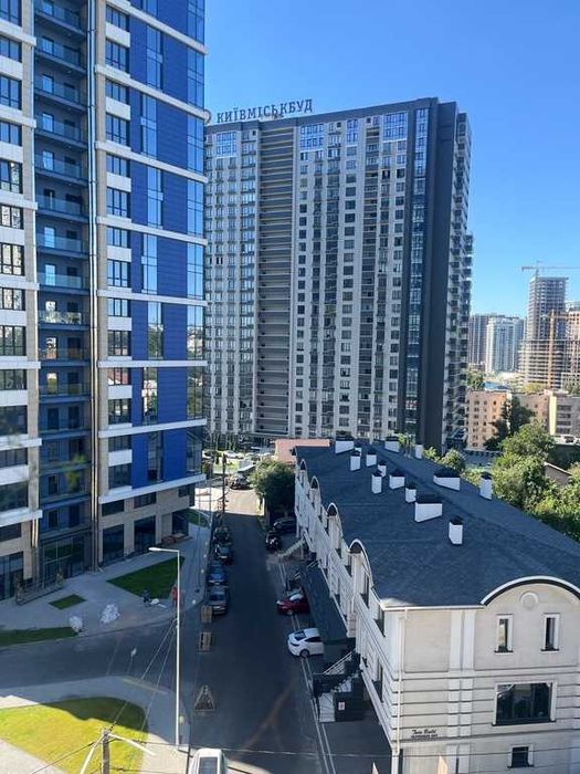 Сдам 2 кімнатну Печерськ р-н. Зверинецкая 63А. 7/9пов будинок