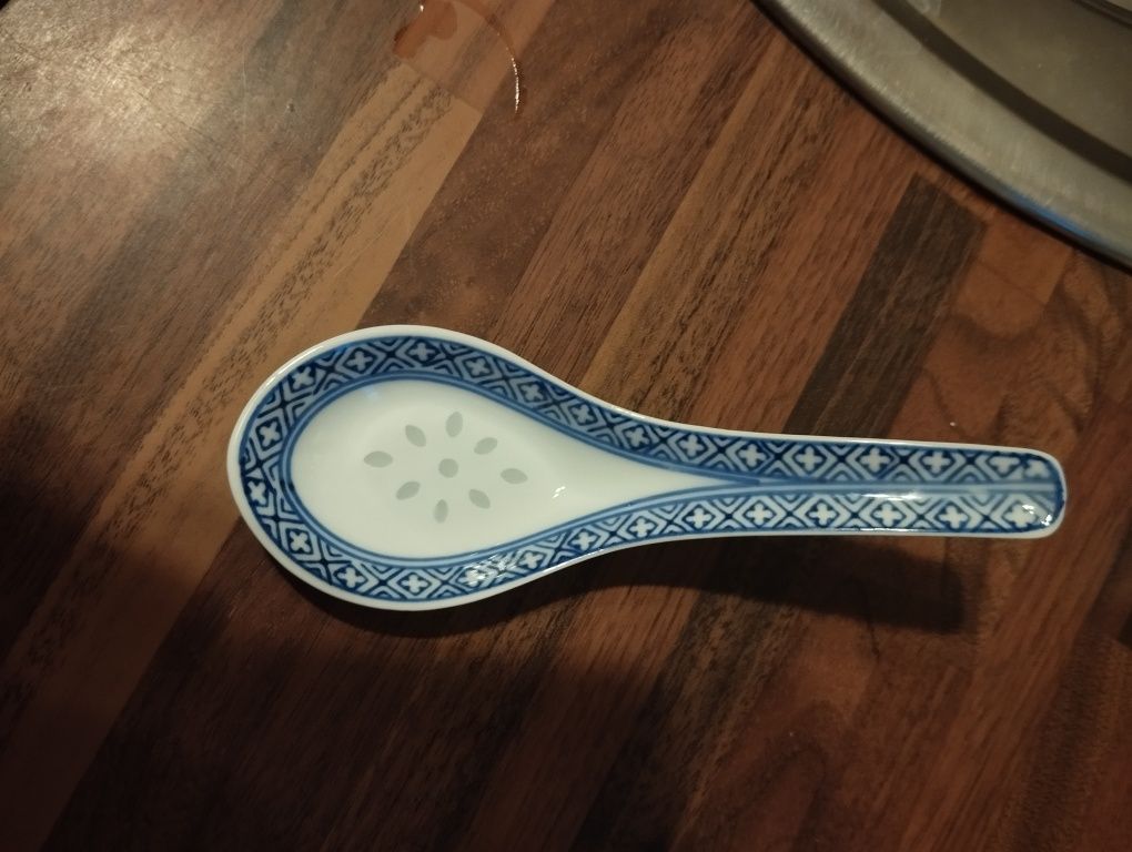 Miski z chińskiej porcelany