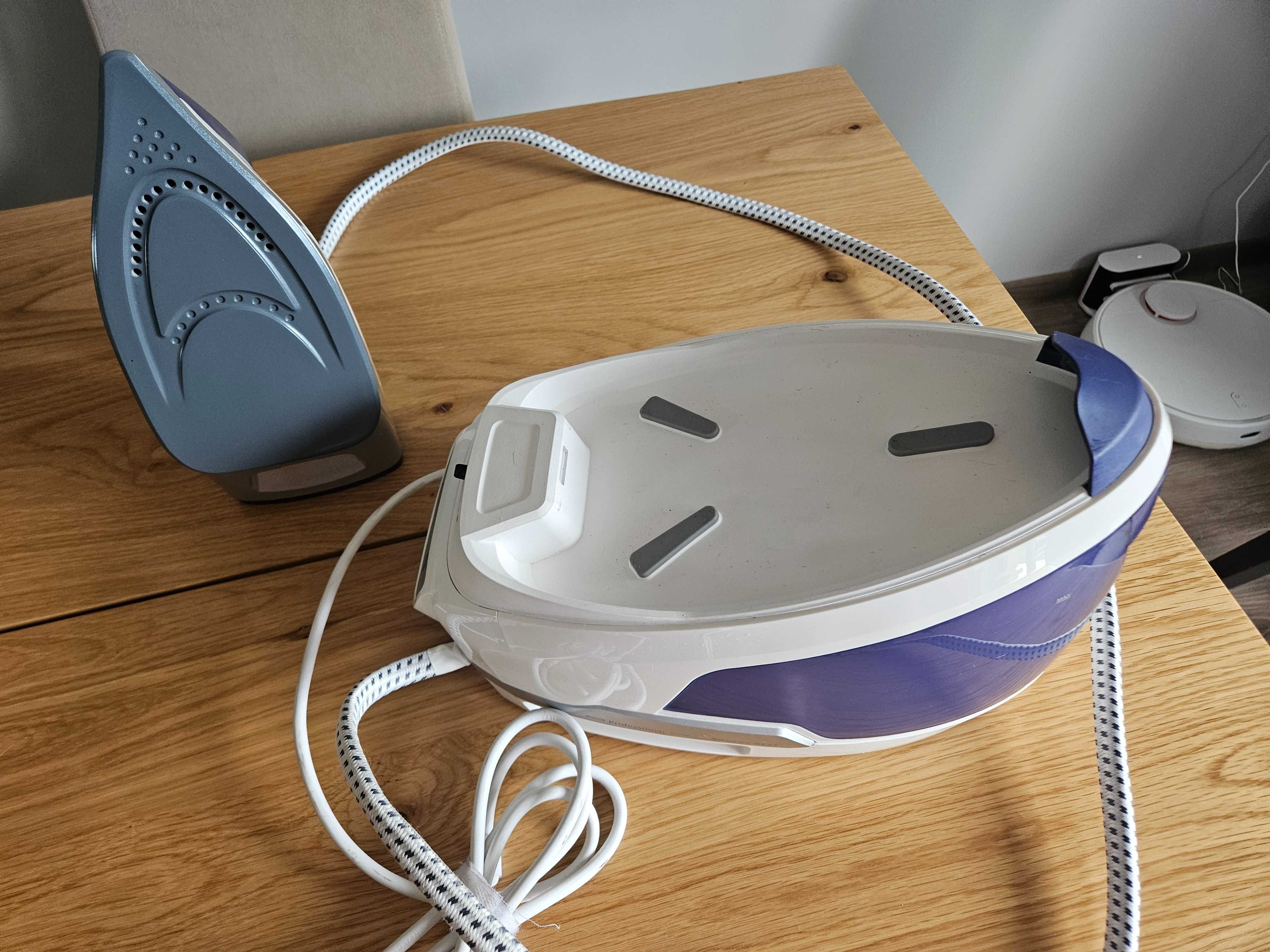 Żelasko ze stacją parową Silvercrest 2400w