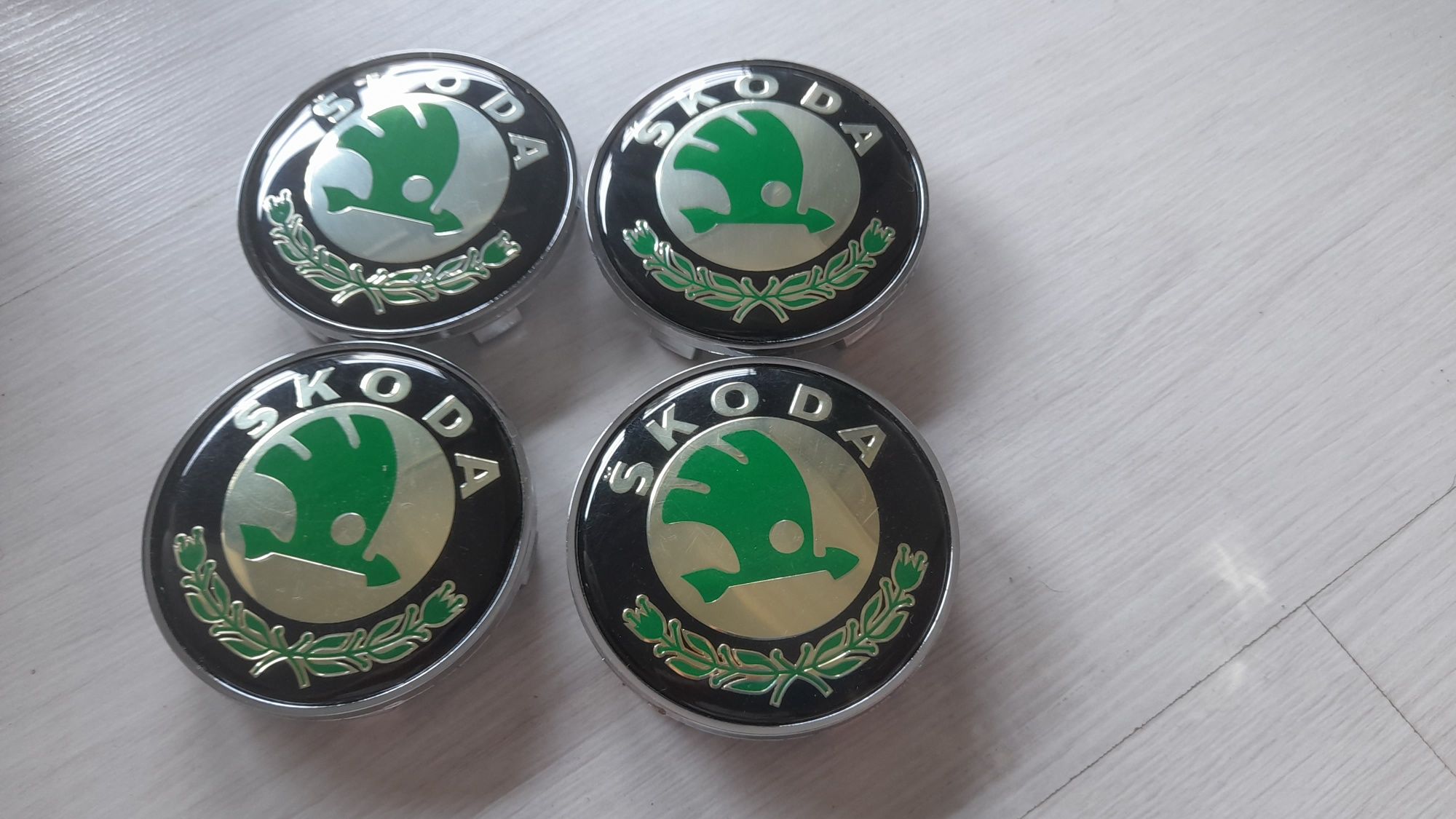 Skoda kołpak kołpaki dekle na felgi emblemat znaczek Logo 65mm