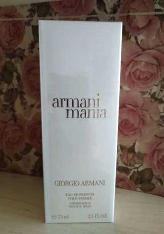 Красивый женский парфюм Giorgio Armani Mania Woman.