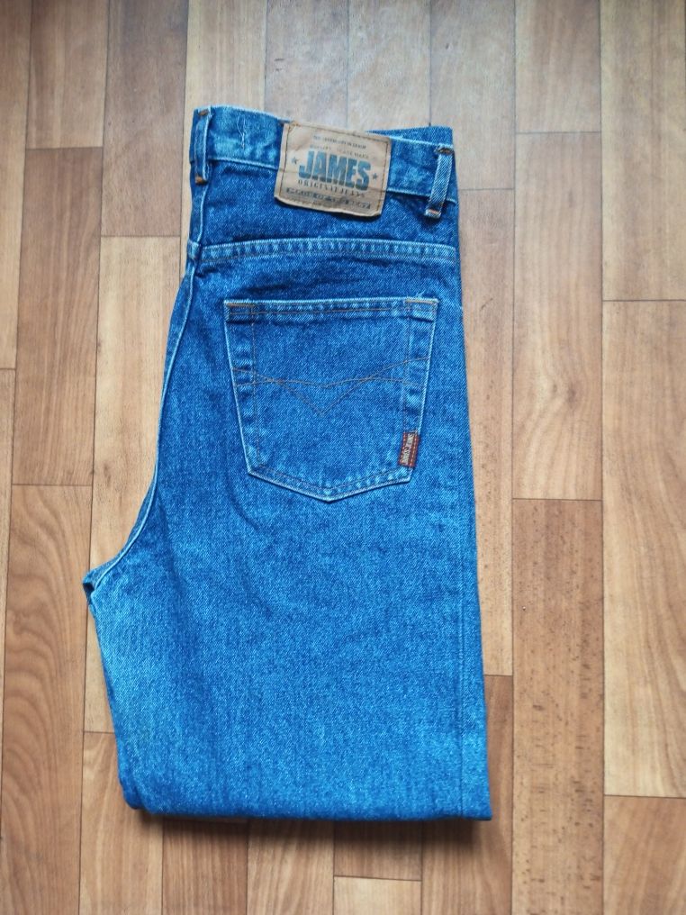 Дамские  синие джинсы размер 38