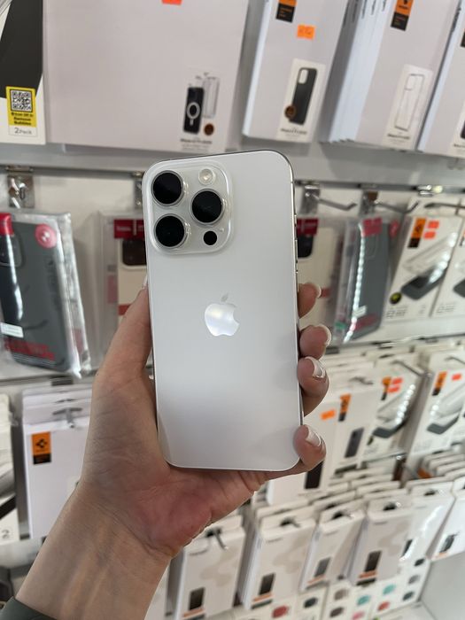 iPhone 15 Pro 256Gb white titanium - АКБ 89%, стан 5