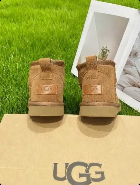 "Buty Trampki" UGG_Classic_UltraMini R.38