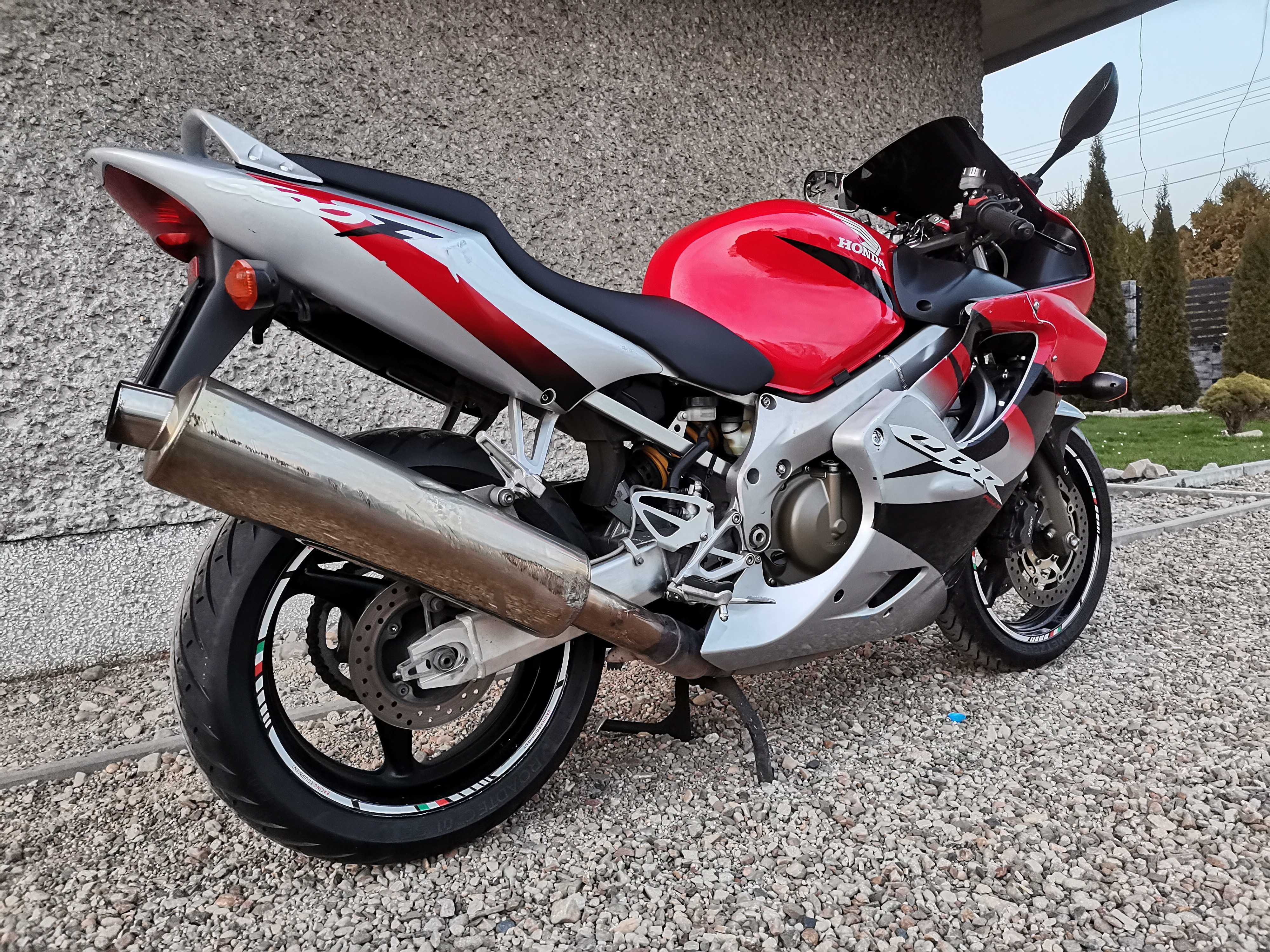 Honda cbr 600 f4i 2004 piękna orginał