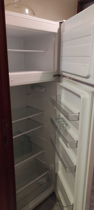 Frigorifico com congelador marca TEKA