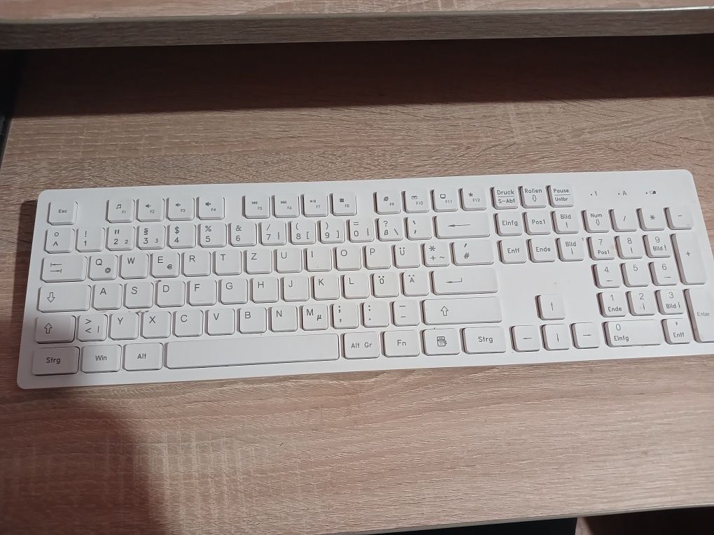 Клавіатура та мишка бездротова